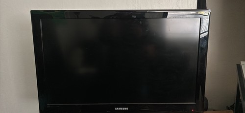 Samsung flat screen black - samsung, tv