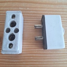 Disjoncteur 2A5 sur Porte-fusible porcelaine céramique. Electricité Vintage !