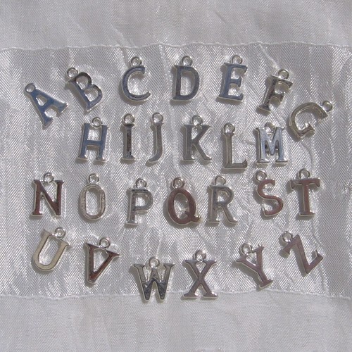Breloque lettre alphabet - lettre,