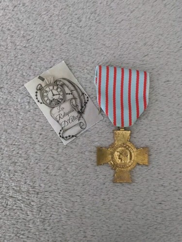 Médaille croix combattant - médaille,