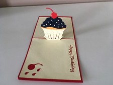 kirigami 3D cup cake carte d'anniversaire pop up. Neuf