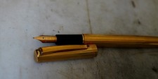 STYLO PLUME WATERMAN - DESIGN