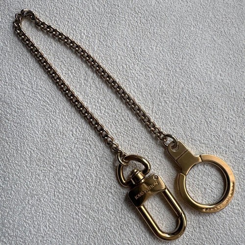 Louis vuitton keychain m58021 - louis,