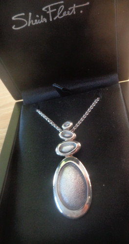 Sheila fleet pendentif émail - fleet,