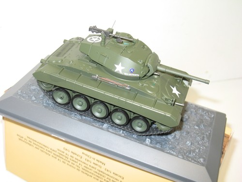 Grand char chaffee militaire - grand,
