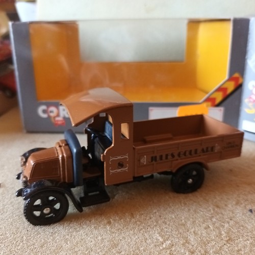 Corgi ref 922 1926 renault - corgi,