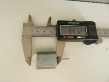 CC0132 - 1 MOTEUR NEUF 12 VOLT