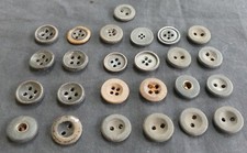 Lot 25 boutons anciens vintage