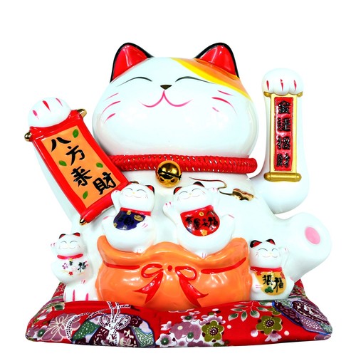 Chat chanceux signe porte