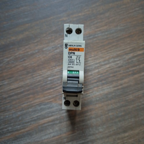 Disjoncteur multi9 dpn - disjoncteur,