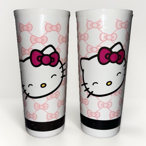 Tupperware hello kitty 2013 - tupperware, x