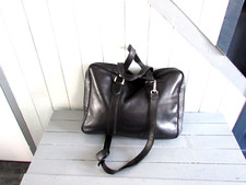 Cartable en cuir lisse et