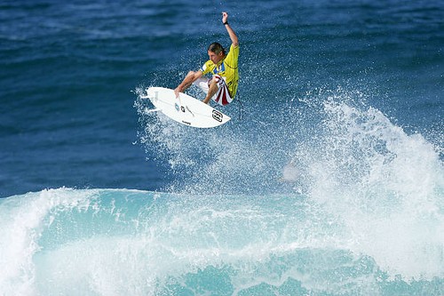 Andy irons surfs - irons, final
