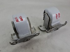 Charniere de porte arriere