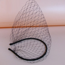 Serre tête noir fin voilette