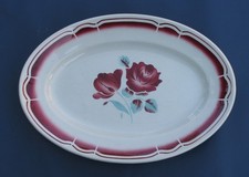 ancien grand plat ovale Badonviller décor 2 roses rouges