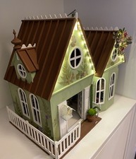 Maison de poupée Vintage