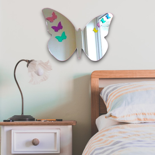 Papillons sur miroir - papillons,