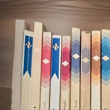 Lot 20 Livres Harlequin Collection Ancien  