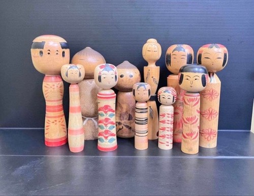 Lot poupées anciennes - 11,