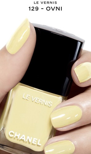 Chanel vernis nail colour - chanel, le