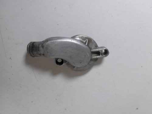 Carter couvercle pompe eau - carter,