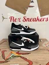 Baskets basses Nike Air Jordan