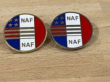 a 2 PINS PIN DIVERS MODE VETEMENT PARFUM VINTAGE NAF NAF DORE ARGENT