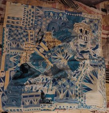 Grand Foulard En Soie Sonia