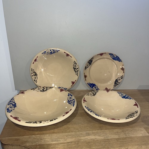 Lot plats assiettes en - 4,