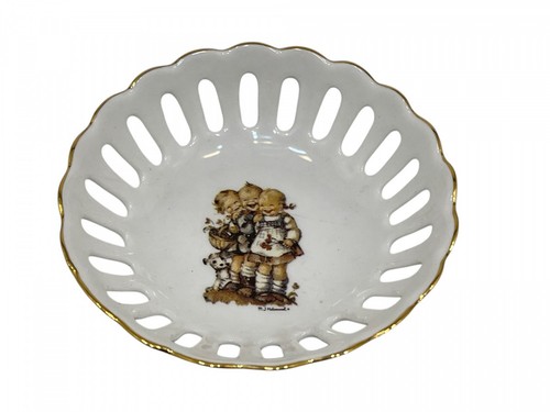 Coupe en porcelaine - m.i.,