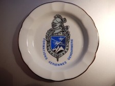 CENDRIER FORMATIONS AERIENNES DE LA GENDARMERIE en porcelaine
