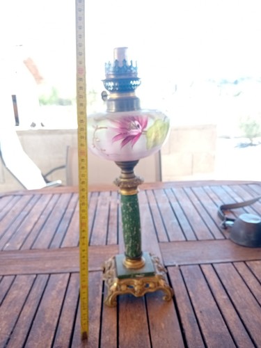 Ancienne lampe petrole - a,