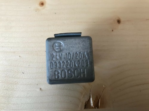 0332204203 bosch 24v - 10/20a,