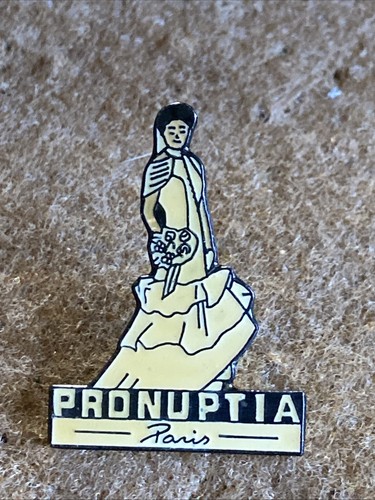 Pin marque pronuptia - marque, paris