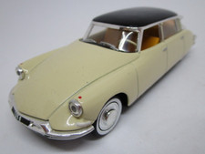 Au761 universal hobbies - universal, uh
