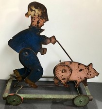 JOUET ANCIEN EN FER PAYSAN