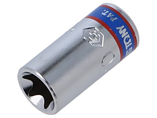 Clé douille embout - à,