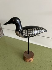 Oiseau sur socle collection huard noir et beige bois fait main figurine