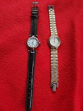 Lot De 2 Montres Femmes 1 Gemonova Les 2 Hs Piles 