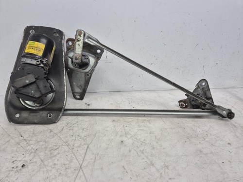 Moteur essuie glace avant