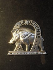 Insigne  calandre  Voiture " Assurance  LA  DEFENSE individuel et Auto " 1930 40
