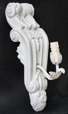 Très jolie APPLIQUE MURALE LAMPE façon BOUGEOIR bois blanc sculpté style XVIIIe