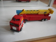 Camion Guisval + remorque grue en rouge