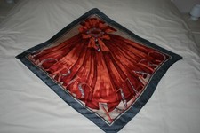 Foulard carré en soie Loris