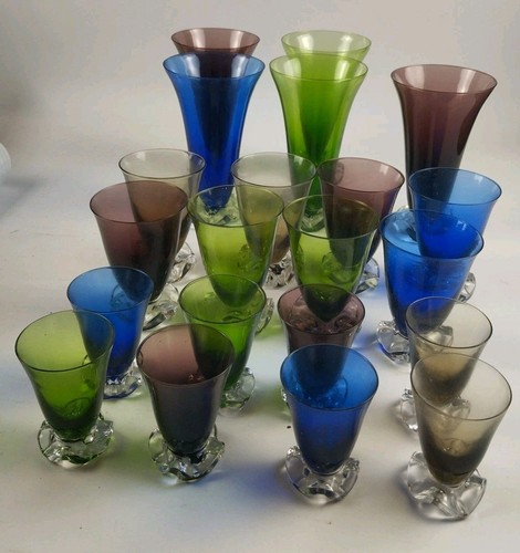 Lot verres colorés dans - 21, le