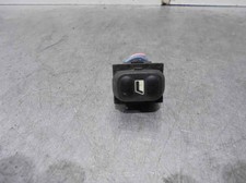 COMMANDE DE LÈVE VITRE AVANT