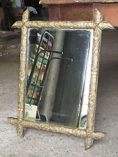 Ancien miroir avec encadrement