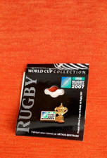 Pin's ARTHUS BERTRAND World