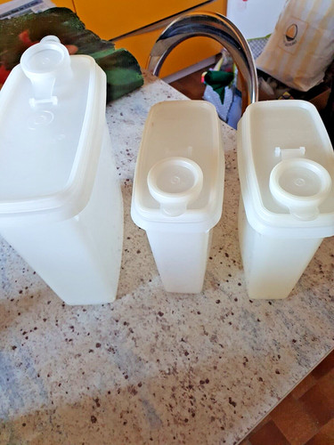 Boîtes verseuse tupperware - verseuse,